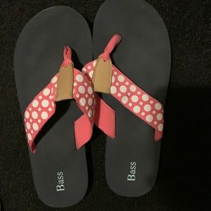 Bass Sandals